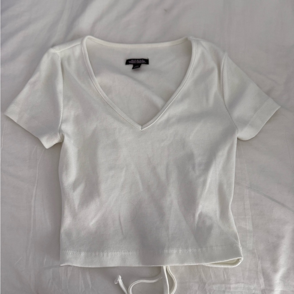 Wild Fable White Ribbed V-Neck Tee